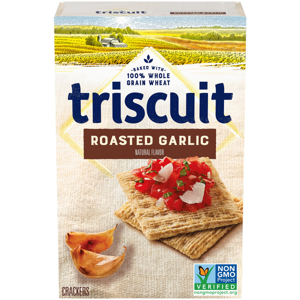 Crackers Triscuit Roasted Garlic Whole Grain Wheat Crackers hero