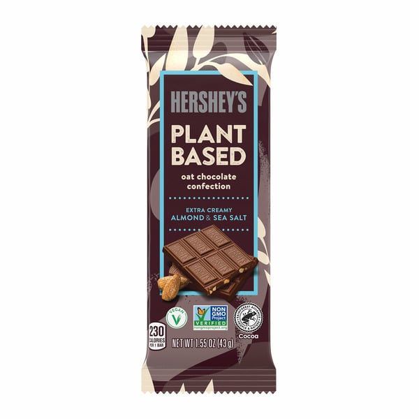 Candy & Chocolate Hershey's Extra Creamy with Almond and Sea Salt Candy hero