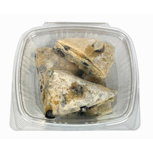 Breakfast Bakery Lakewinds Bakery Frozen Blueberry Scone 4 Pack hero