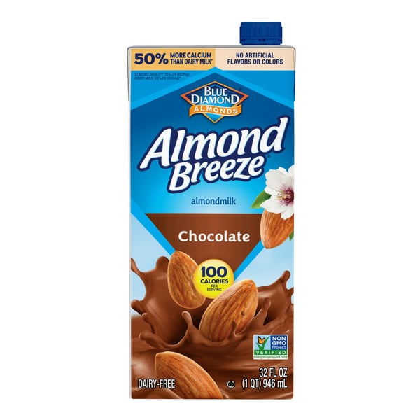 Non-Refrigerated Milk Almond Breeze Chocolate Shelf-Stable Almondmilk hero