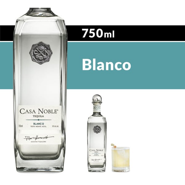 Spirits Casa Noble Blanco Tequila Bottle hero