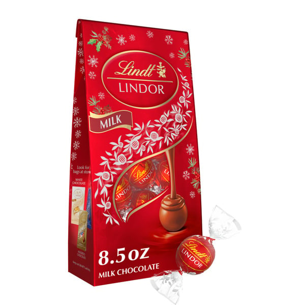 Candy & Chocolate Lindt Lindor Milk Chocolate Truffles hero