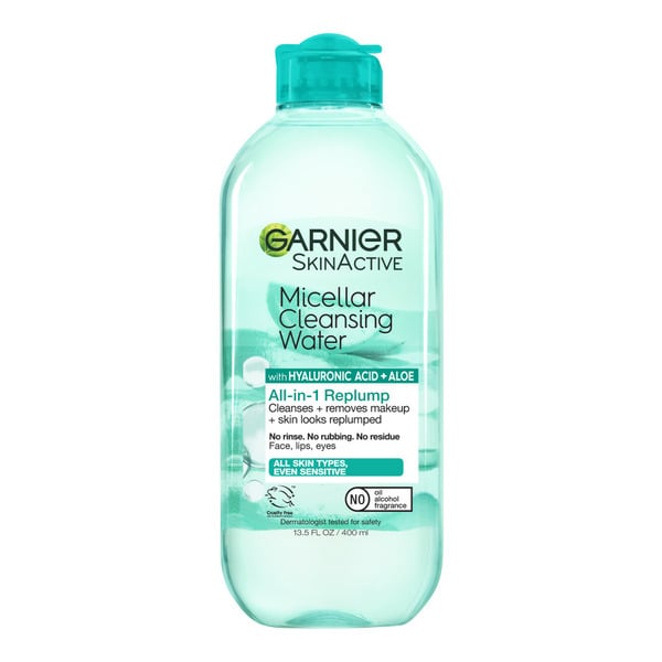 Beauty Garnier Hyaluronic Acid Replumping Cleansing Water hero