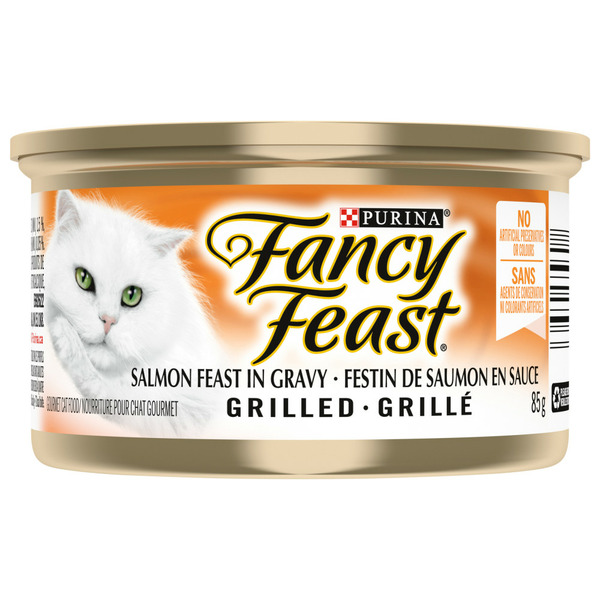 Cat Food & Care Fancy Feast Dishware Grilled Salmon Feast hero