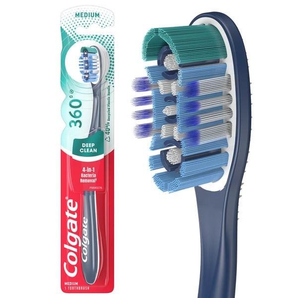 Oral Hygiene Colgate Medium Toothbrush with Tongue Cleaner hero