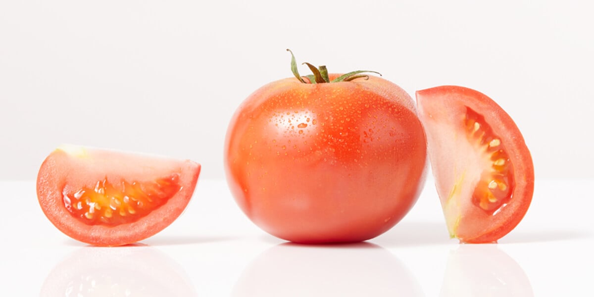 Beefsteak Tomatoes 101: Nutrition, Benefits, How To Use, Buy, Store