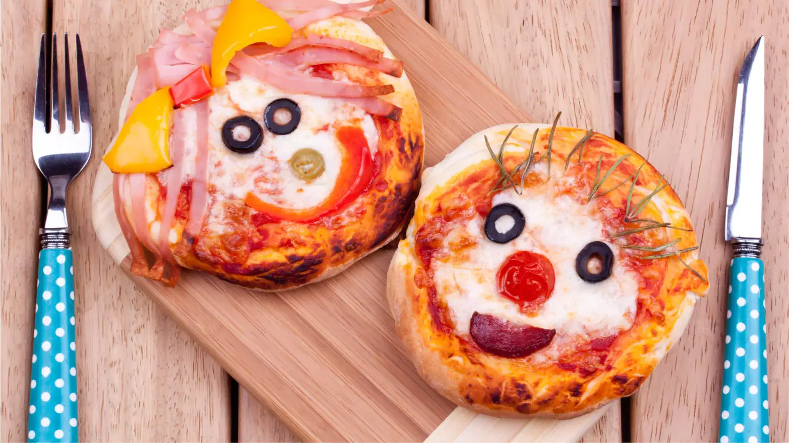 Kids mini pizzas with funny faces 