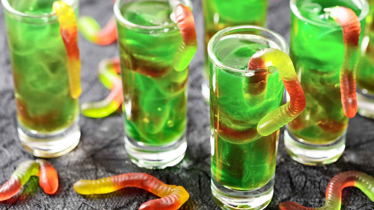 Gelatin shots with gummy worms