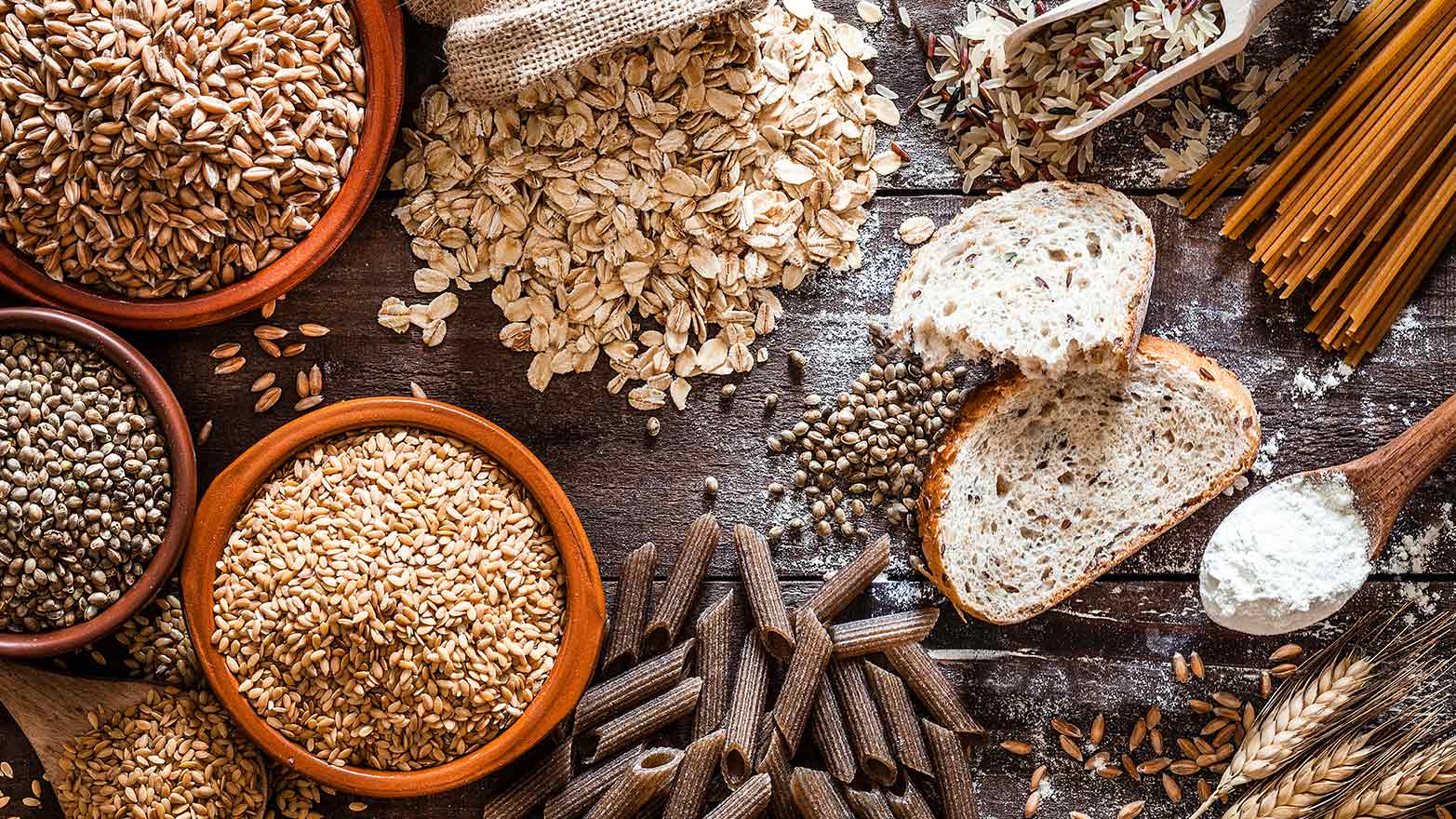 Different types of grains and pasta