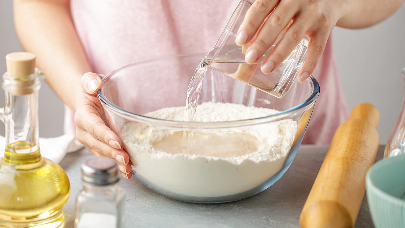 Stock image of water, oil and baking powder