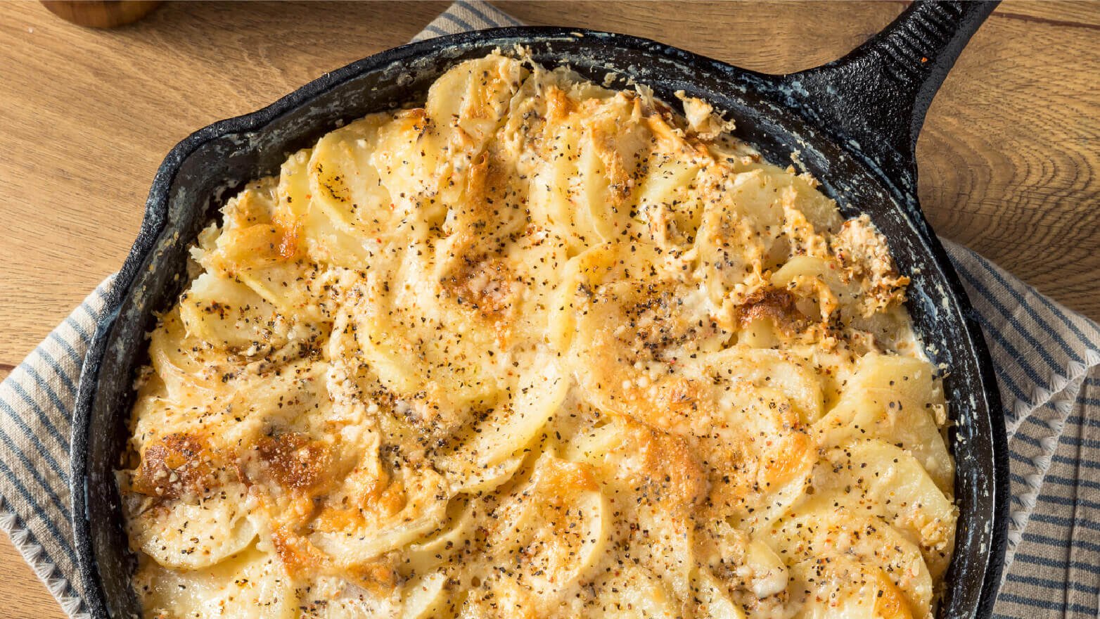 Scalloped potatoes in a skillet