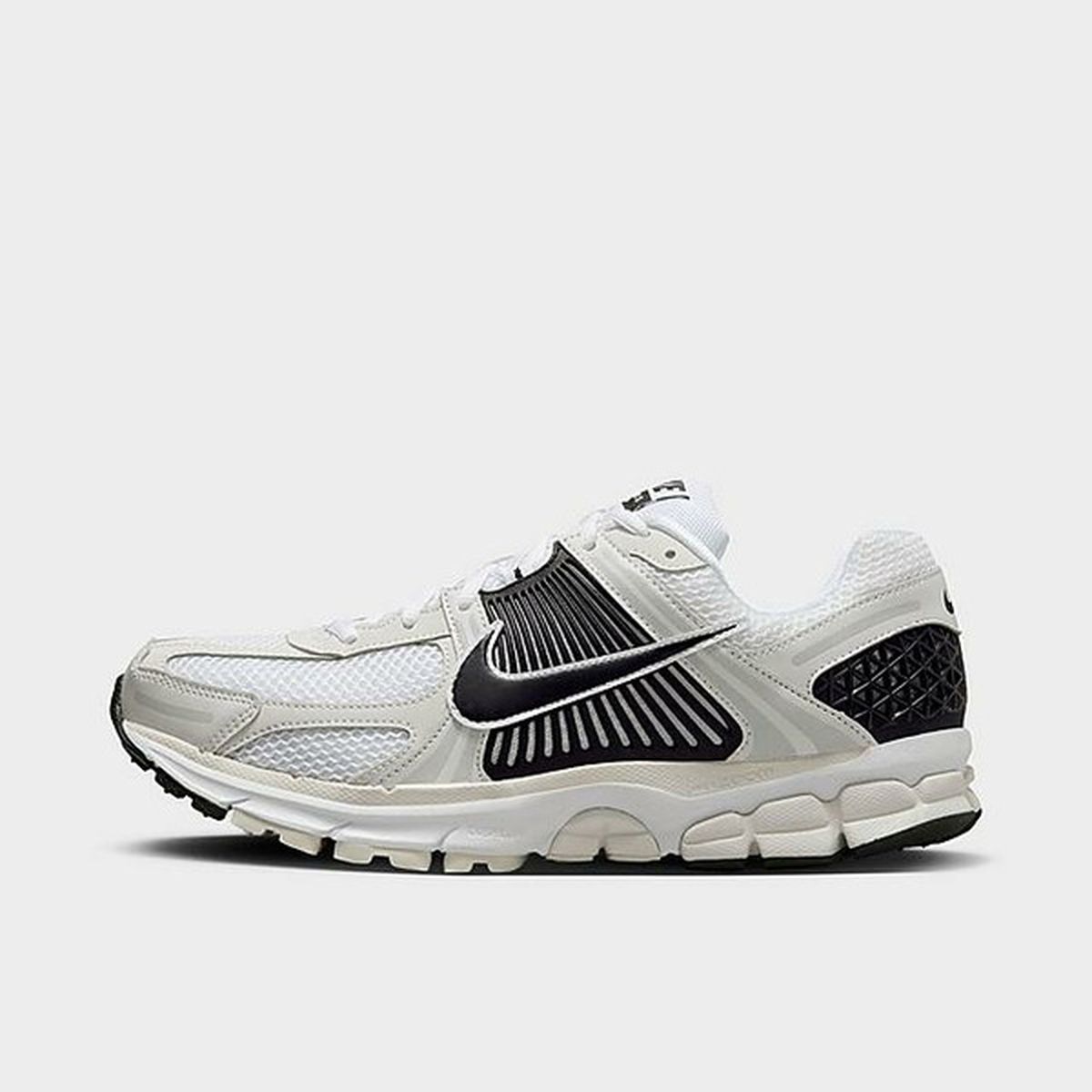 Nike Men's Zoom Vomero 5 Casual Shoes, Size 10 (1 pair) Delivery or ...