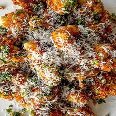 Spicy Crunchy Cauliflower Bites with Parmesan Chimichurri