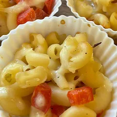 Mac and Cheese Muffins